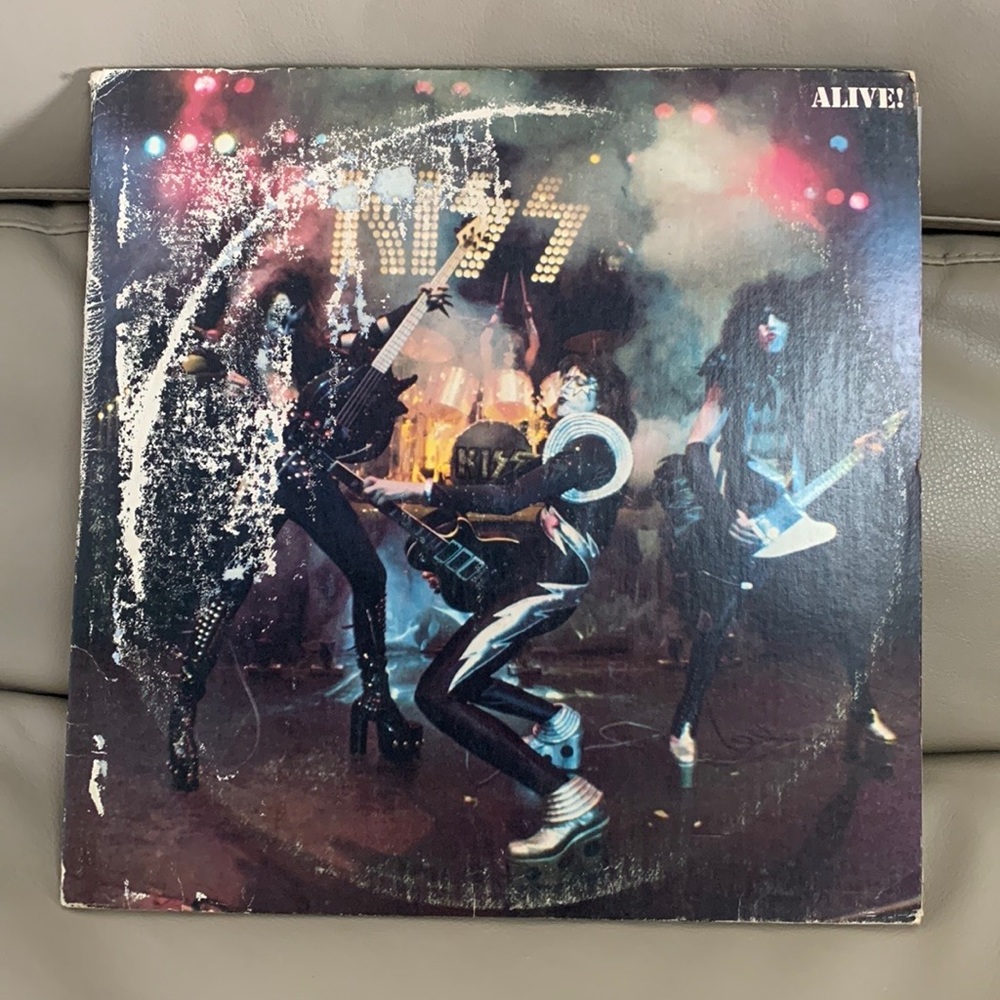 KISS ALIVE 1975 Original Vinyl with poster booklet